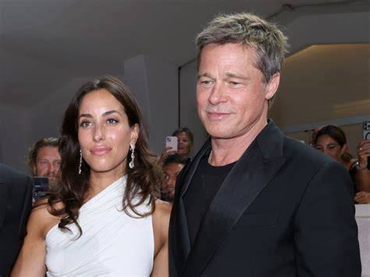 Brad Pitt And Eva Green: New 2024 Couple Alert!