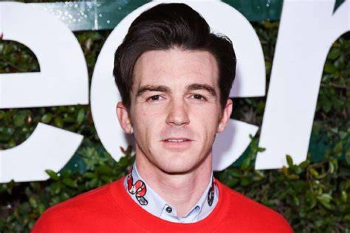 Drake Bell Claims He &lsquo;Found Out&rsquo; About Wife&rsquo;s Divorce Filing Online