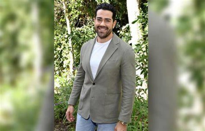 FileJesse Metcalfe.jpg