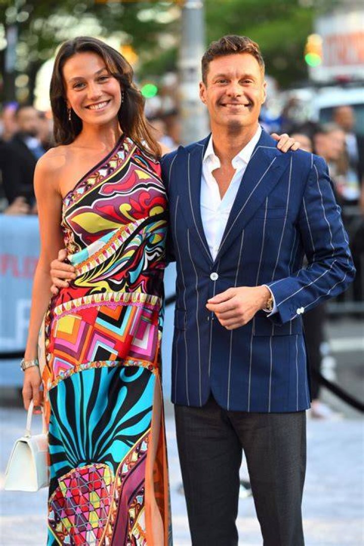 How Old Is Aubrey Paige, Ryan Seacrest Girlfriend? Details About The