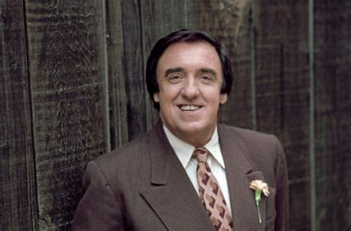 Jim Nabors Death Cause, Age, Bio, Wiki, Wife (Updated May 2023)