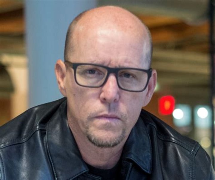Jim Wahlberg Bio, Wiki, Age, Siblings, Wife, Cancer, Net Worth, and