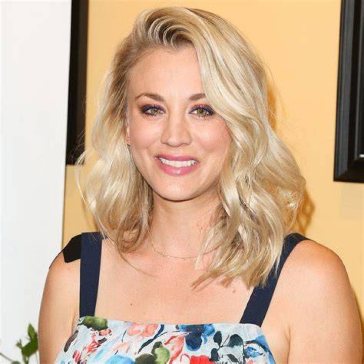 Kaley Cuoco's family parents and sister Celebrity families, Kaley