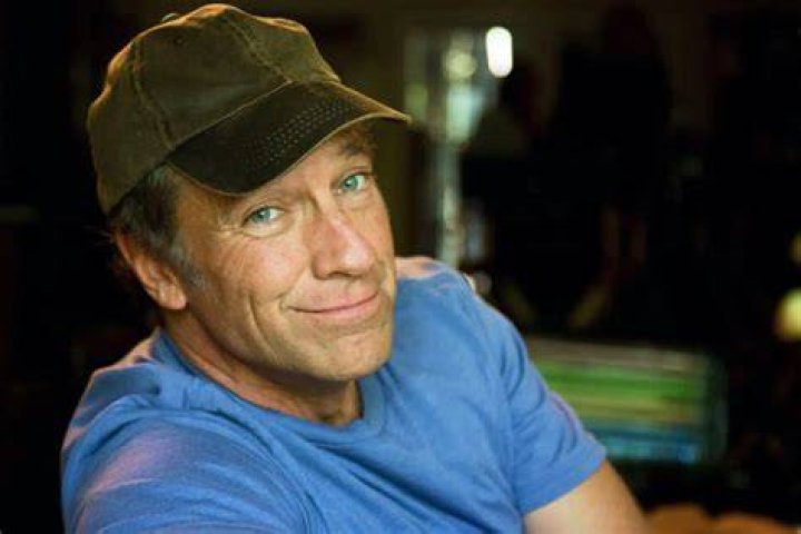 Mike Rowe Opens Up About The New Season Of Dirty Jobs Exclusive Interview