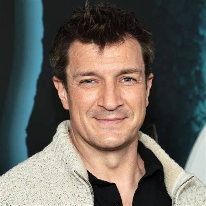 Nathan Fillion Picture 40 People's Choice Awards 2013 Press Room