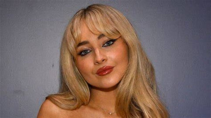 Sabrina Carpenter in Bathing Suit is "Born Electric" &mdash; Celebwell