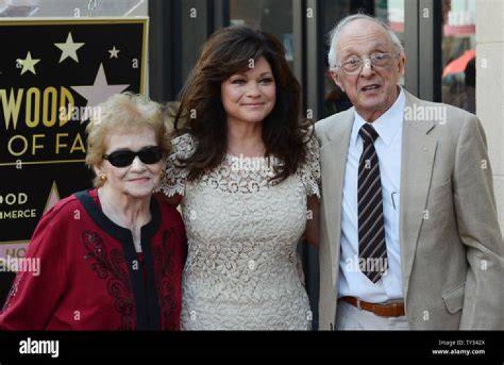 Valerie bertinelli and parents hires stock photography and images Alamy