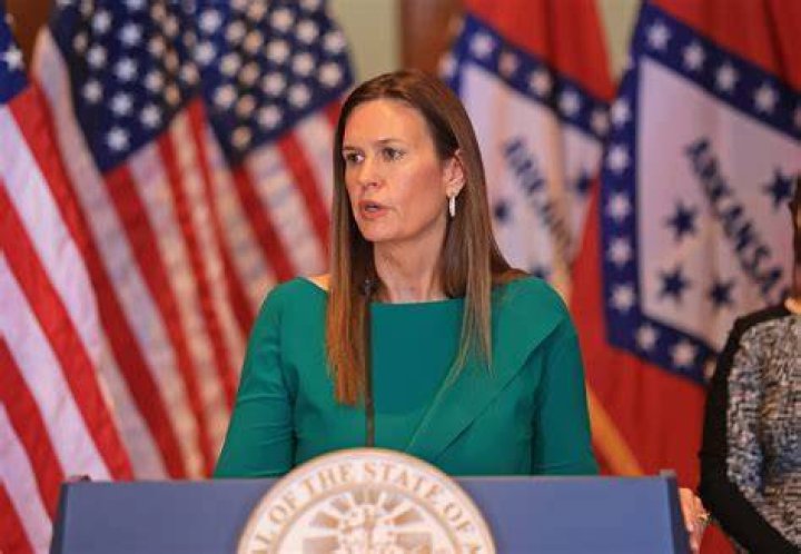 Who is Sarah Huckabee Sanders married to? The US Sun